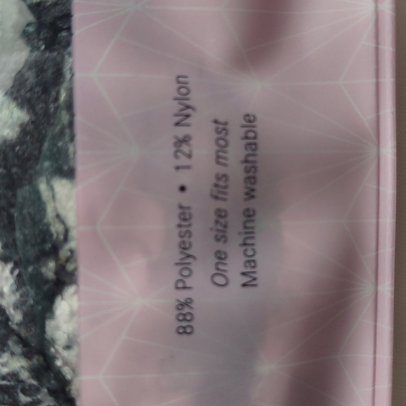 3/$20 Lemon Lavender high & dry microfiber scrunchie & headband duo NWT - Picture 6 of 9